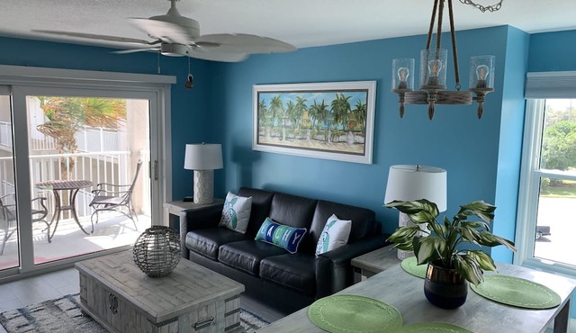 Beautiful bright, updated 2 bedroom, 2 bath oceanfront condo spectacular views! in Stuart