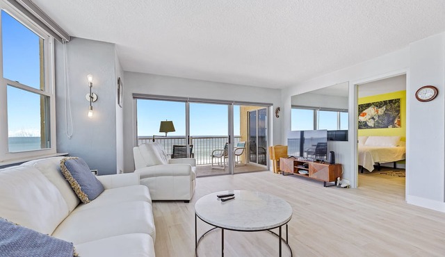 PT501 Ponce de Leon Towers ~ Beachfront Condo