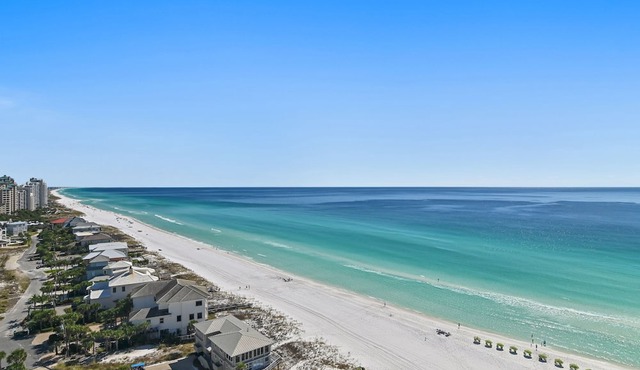 Gulfside Hidden Dunes16th Floor Beachfront Luxury