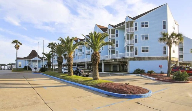 "Beachfront Paradise - Wake Up to Ocean Views & Waves!
