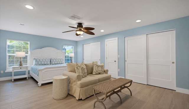 🌴Casa Del Mar | Huge Home + Casita | Private Pool Steps to North Beach Sleeps 12 ➠ 971