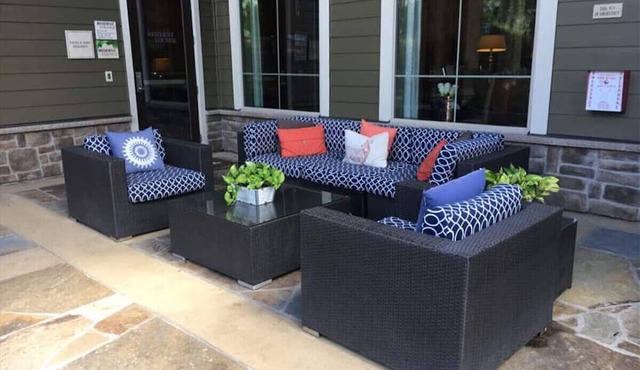 Spacious 1 Bedroom/1 Bath condo in The Woodlands