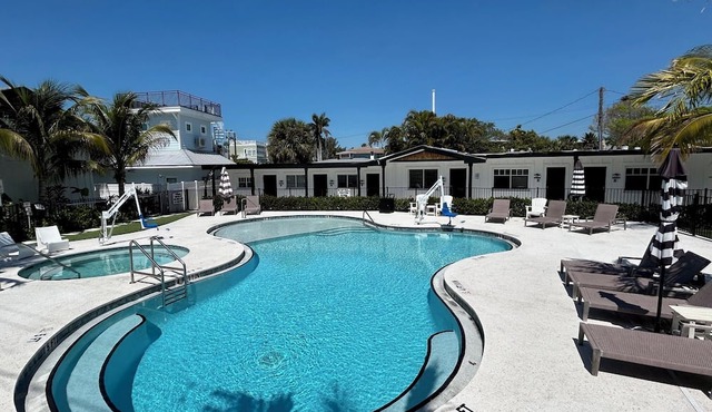 Bridge Street Beach House | Wi-Fi | Center of All