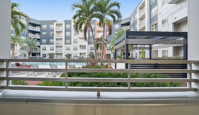 2-Bed/2-Bath Tampa Apartment: Comfort Meets Convenience for Corporate Travelers