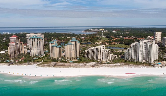 4 Bedroom Townhome - Villa Lago at Sandestin Golf & Beach Resort!