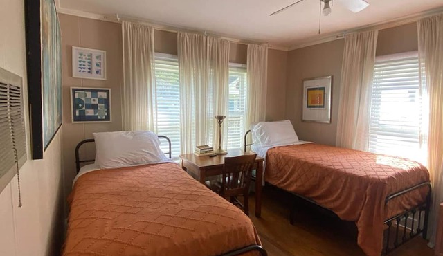 Comfortable Private 1BR Retreat