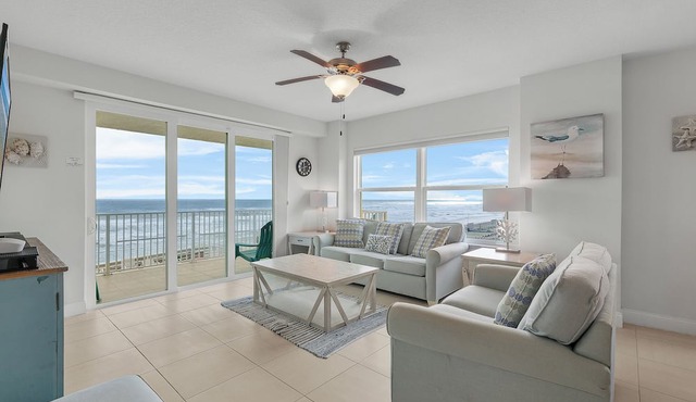 🌊Oceanfront 4BR-Breathtaking Ocean Views-Great Amenities-Daytona Aruba 206-🌊
