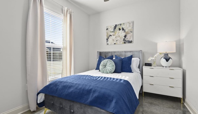 Peaceful & Convenient 2 Bed 2 Bath Apartment for you short/mid term cirucmstance