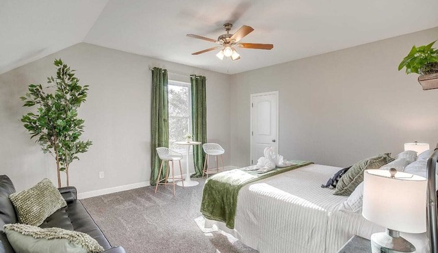 Beautiful country home ideal for gatherings in Covington