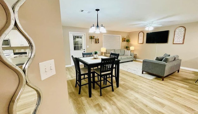 Eastgate 10A beautiful townhouse