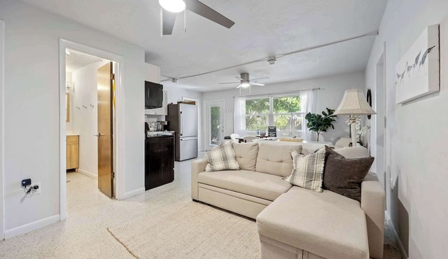 Sandpiper 𓇼 5BR/4BA Across From Beach! Sleeps 16