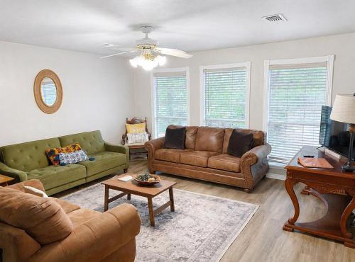 Peach Door Cottage
