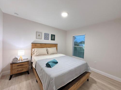 Fresh 3BR Home, Peaceful Stay