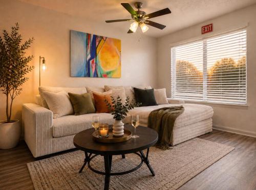 Arlington 2BR Stay - 8 Min Walk to AT&T Stadium - Parking
