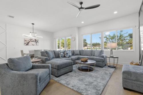 Columbus Cabanas - Modern, Spacious Townhouse In Heart of Tampa, Near Raymond James Stadium