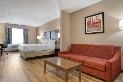 Best Western Plus Philadelphia-Choctaw Hotel and Suites