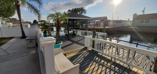 Beautiful & Cozy Home on a Canal in Hudson, FL!