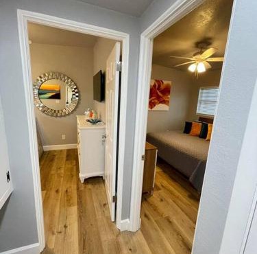 Midtown Cottage - In the heart of Cocoa Beach