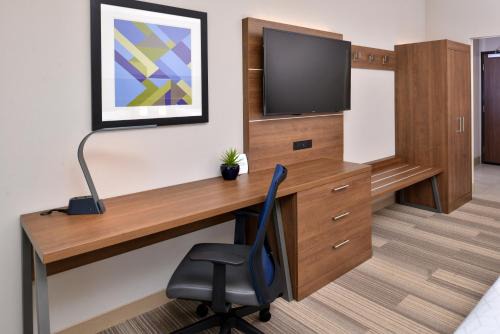 Holiday Inn Express & Suites Alachua - Gainesville Area by IHG