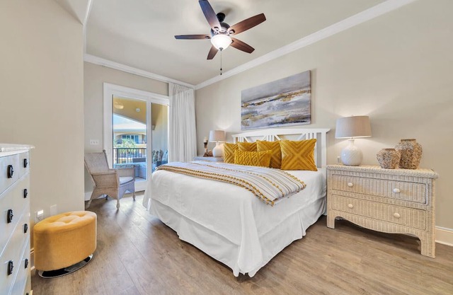 Adagio E-202 Poolside Condo - Amazing Poolside Views!