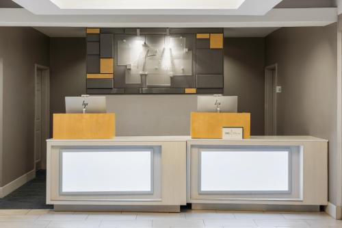 Holiday Inn Express Hotel New Iberia Avery Island Ihg 